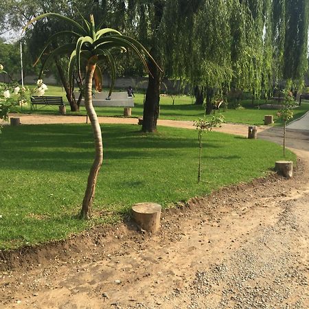 Simbasun Cottages Midrand Eksteriør bilde