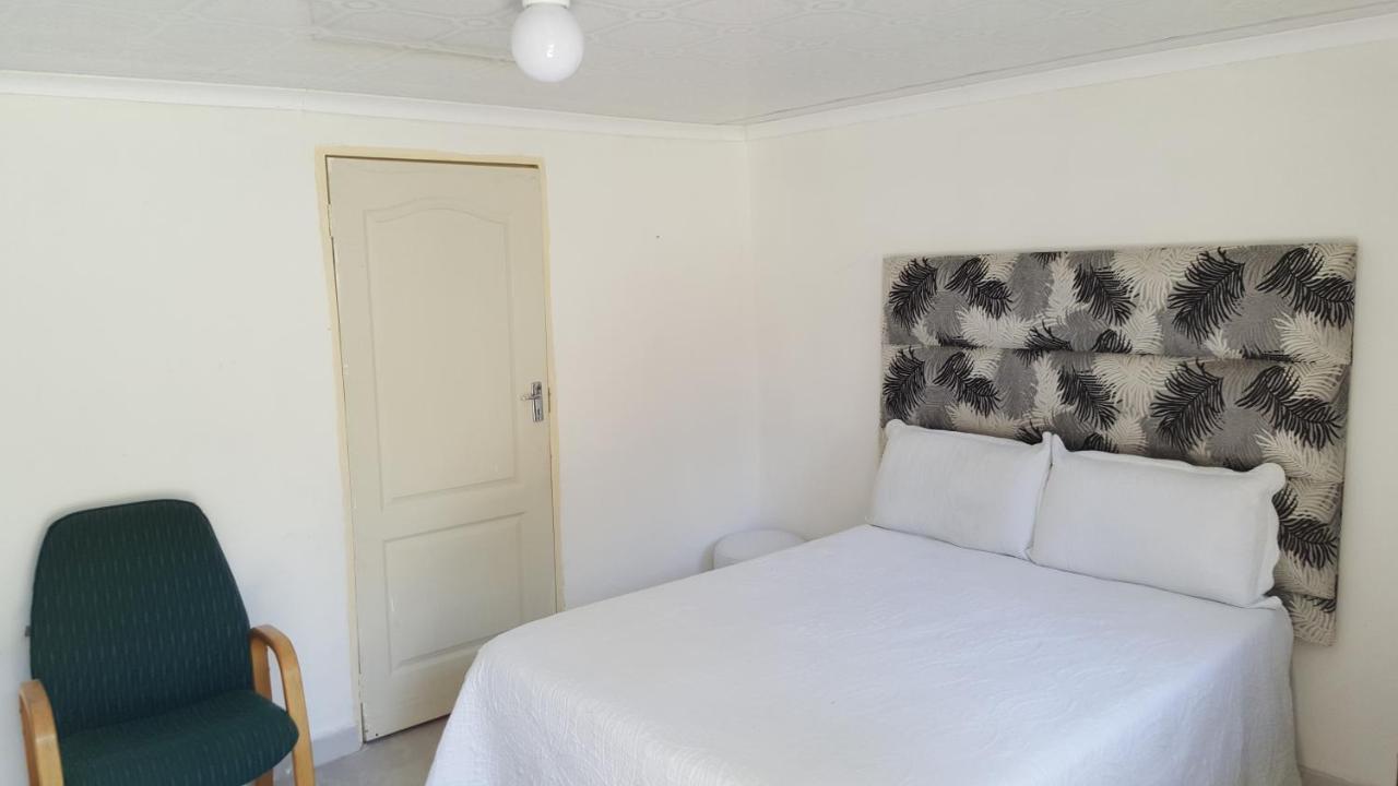 Simbasun Cottages Midrand Eksteriør bilde