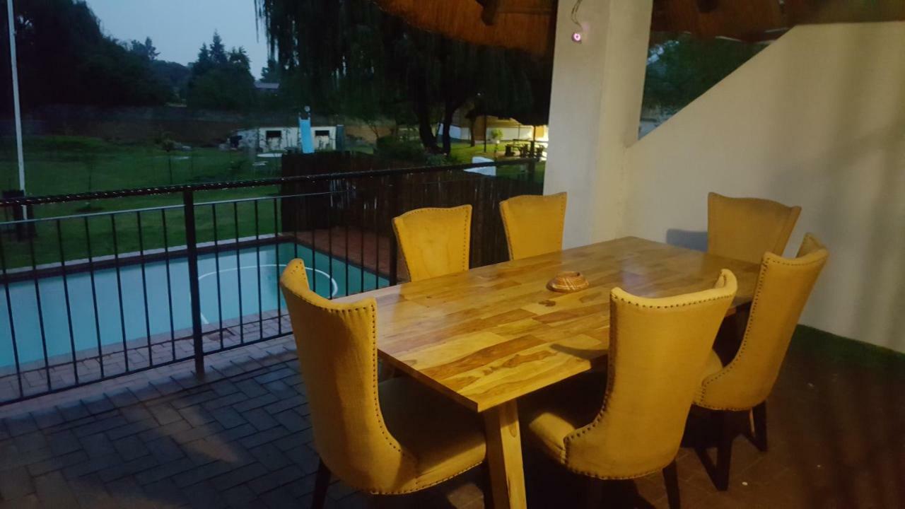 Simbasun Cottages Midrand Eksteriør bilde